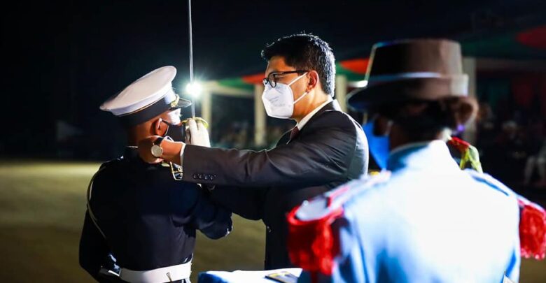 Akademia miaramila, fandresena, foloalindahy