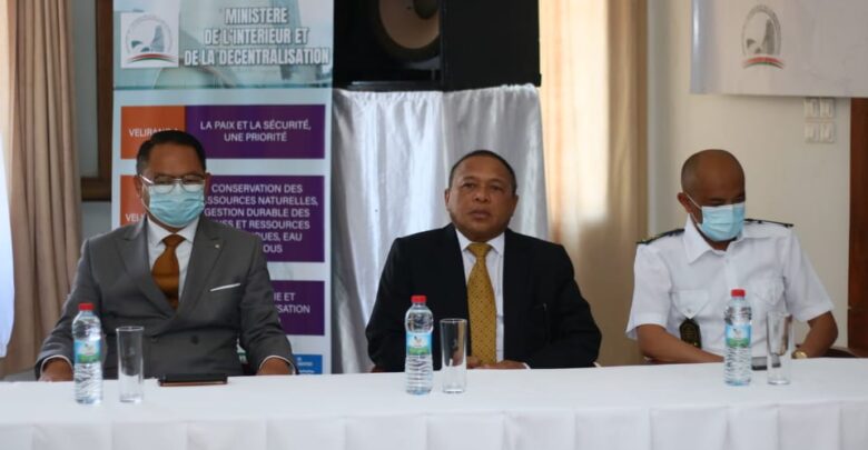 Nanokatra ny atrikasa ny Minisitry ny Atitany sy ny Fitsinjaram-pahefana.